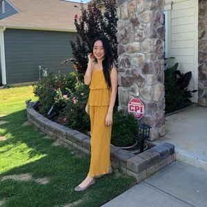 Set 2 pc super cute xs 1 crop top 1 pant